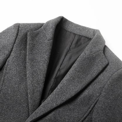 Men's Elegant Long Coat with Notched Lapel and Two-Button Closure for Versatile Formal and Casual Outfits
